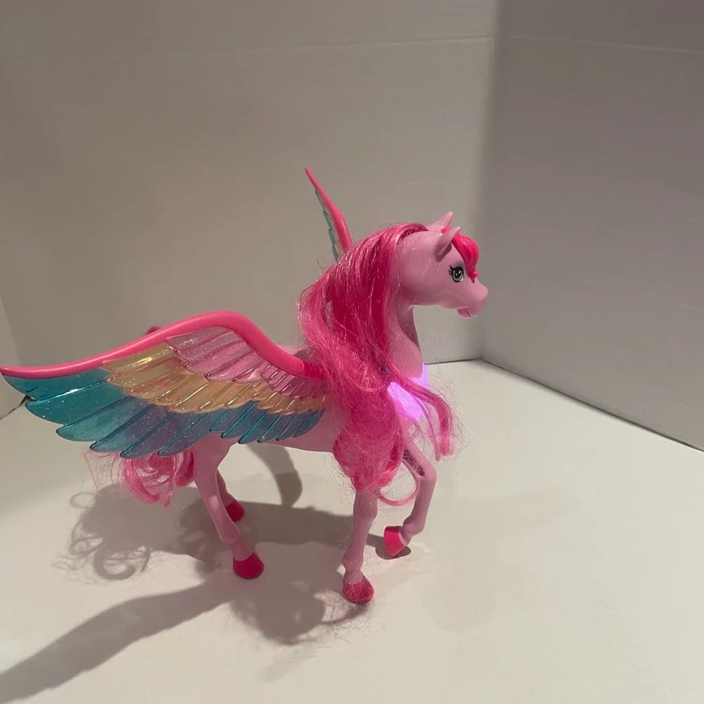 Barbie Pink Unicorn with Rainbow Wings - Picture 3 of 3
